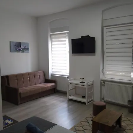 Lotus House Lägenhet Zrenjanin