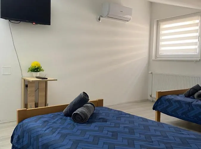 Lotus House Ζρένιανιν